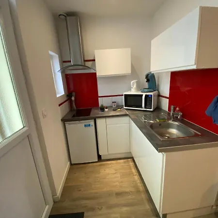 Les Coquelicots Wifi Apartment *
